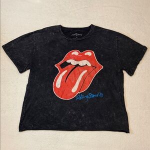 Women’s Rolling Stones Cropped Tee